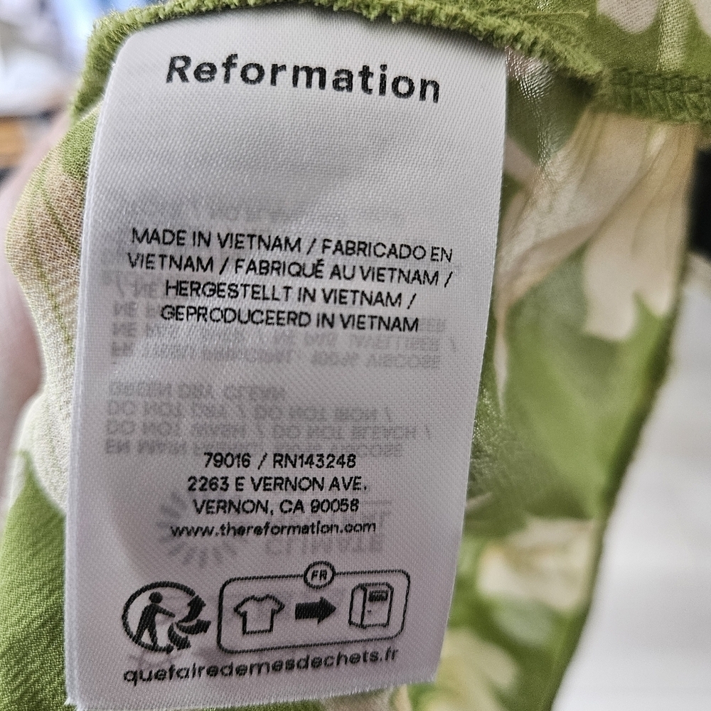 Reformation Green Floral Gale Sheer Mid Rise Bias Pant In Lovebird - Picture 13 of 14